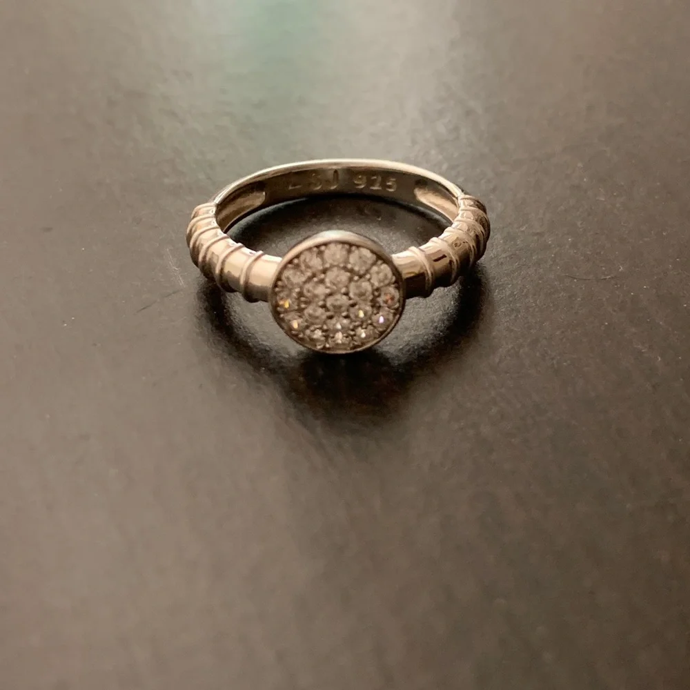 Liza Schwartz Sterling Silver Pave Circle Ring